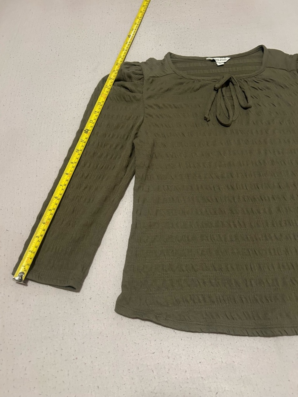 FRYE AND CO. Olive Green Tie-Neck Puff Sleeve Top - Picture 2 of 7